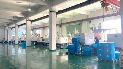 Shangyu ShengRuiSi Packaging Co.,Ltd lini produksi pabrikan